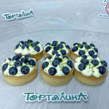Десерт тарт С черникой