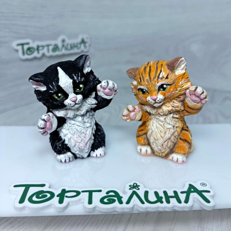 фигурки отлитые из шоколада раскрашенные вручную художником