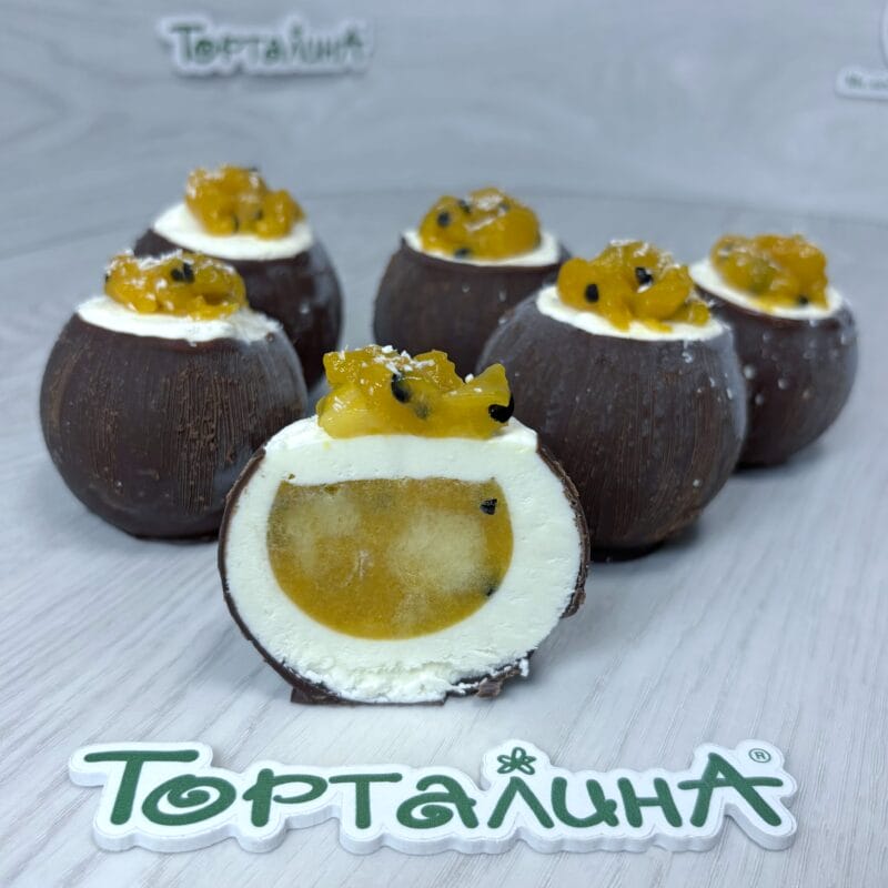 корпусное пирожное кокос пина колада кондитерской Торталина Уфа